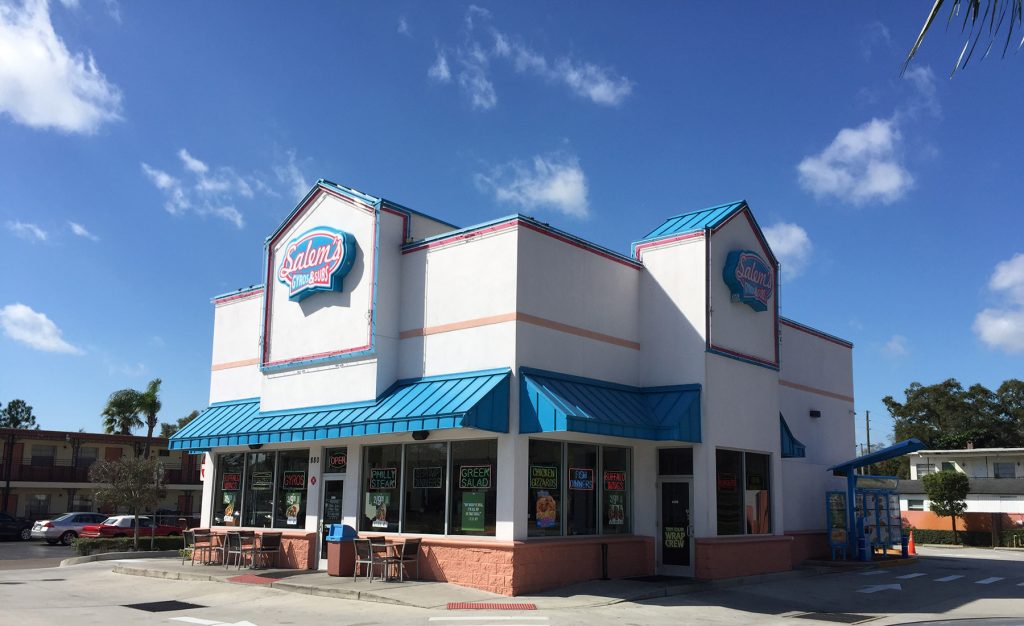 Salem's Fresh Eats on 34th N. St. Salem's Fresh Eats Fast Casual